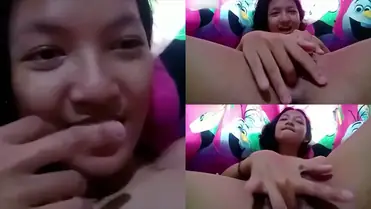 Gadis Cantik Perawan Colmek Main Jari Sendiri poster